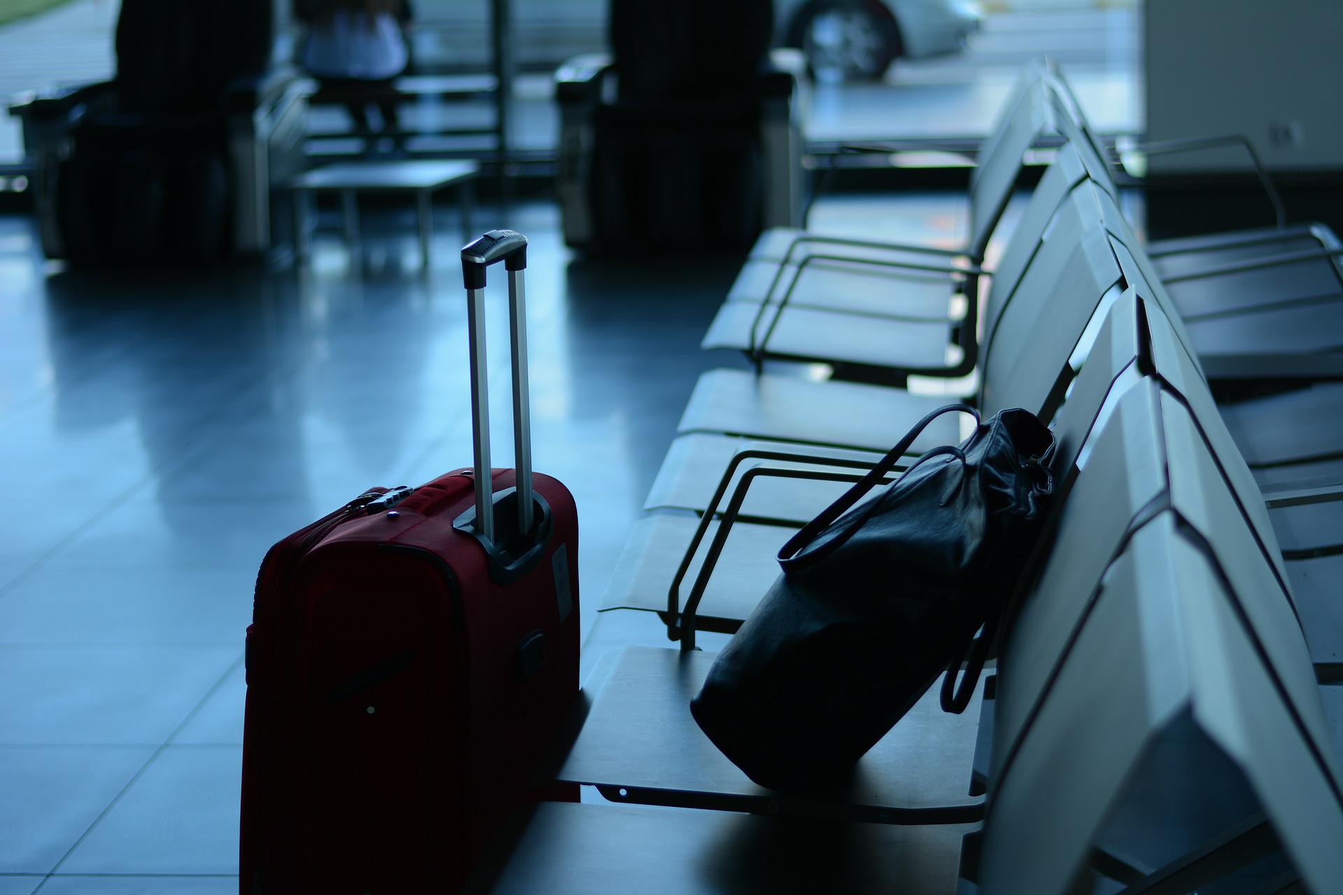 The 6 Best Luggage Trackers for Your Travel Bag